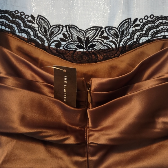 Dress - Picture 2 of 5